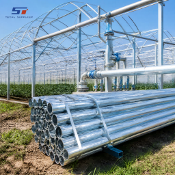 Scelta di tubi in acciaio zincato per strutture esterne, servizi e sistemi agricoli